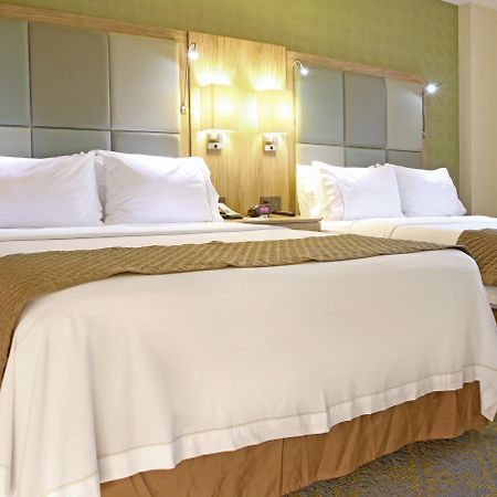 Holiday Inn Express & Suites Cuernavaca By Ihg Kültér fotó